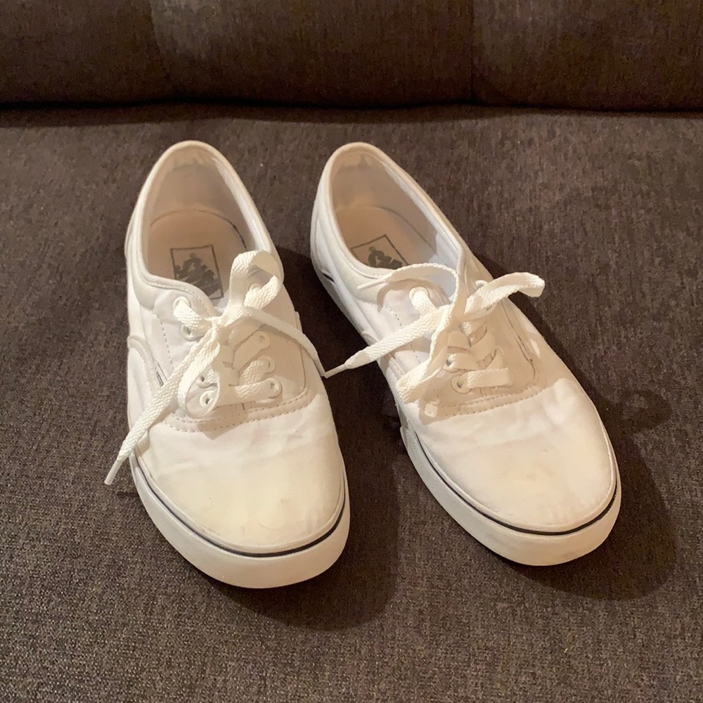 White vans  ✨